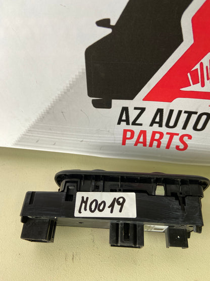 BODY COMPUTER PEUGEOT 208 2014 E1064160 M0219