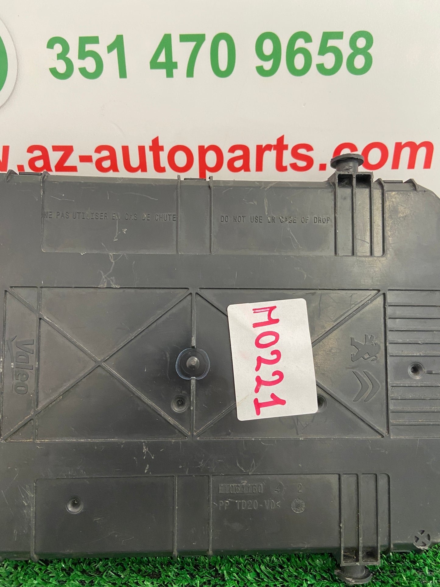 BODY COMPUTER PEUGEOT 208 2014 E1064160 M0221