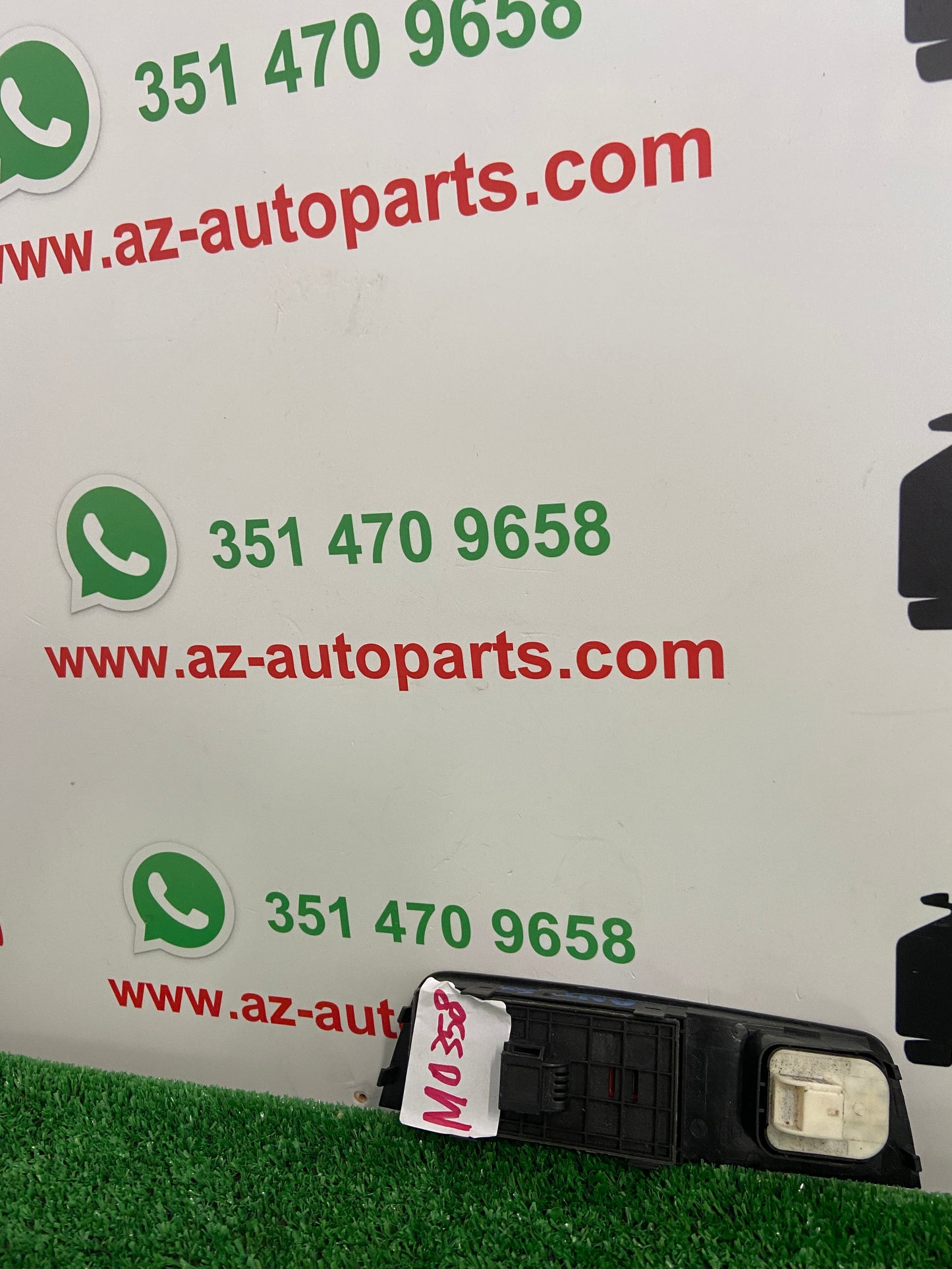 PULSANTIERA ALZACRISTALLI ANTERIORE SINISTRA AUDI A1 2014   M0358