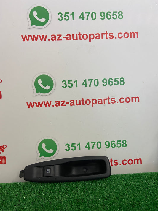 PULSANTIERA ALZACRISTALLI POSTERIORE DX/SX RENAULT CAPTUR 2017 829614619R M0404