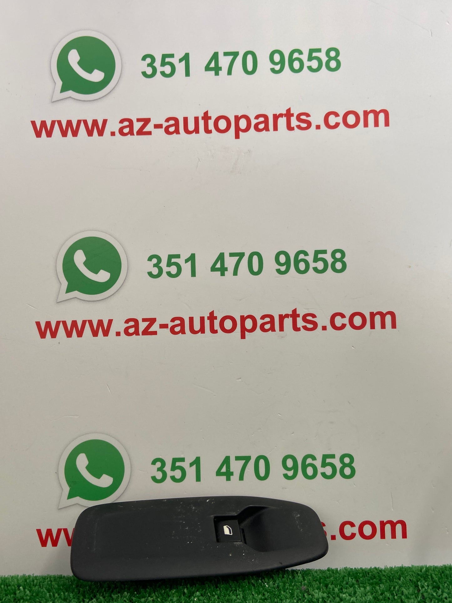 PULSANTIERA ALZACRISTALLI ANTERIORE DESTRA PEUGEOT 2008 2013  96751115ZD M0349