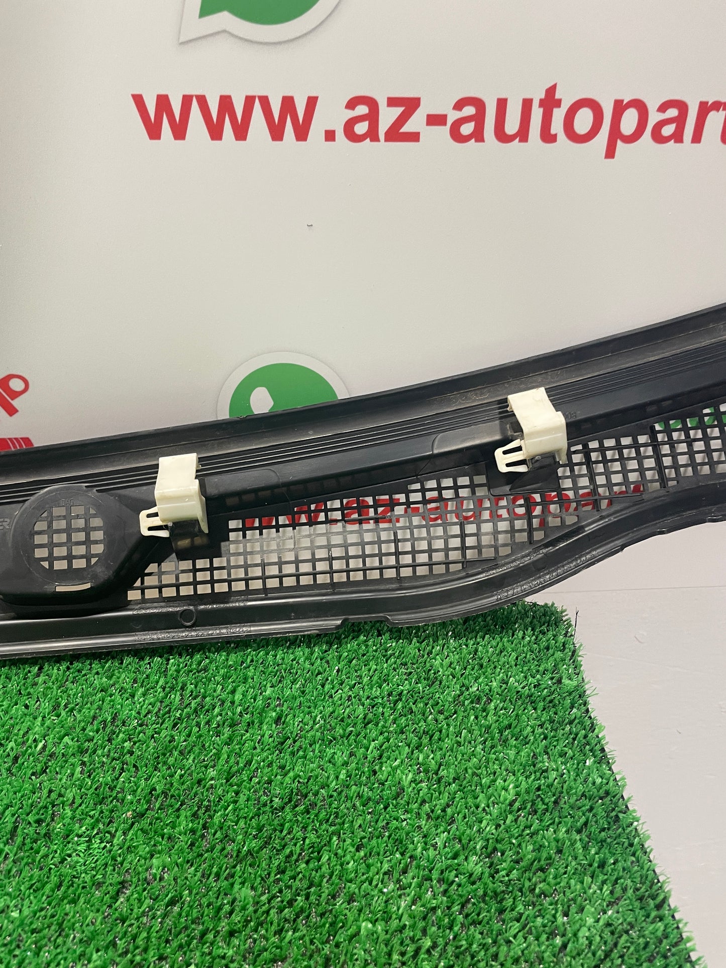 PLASTICA SOTTO PARABREZZA GOCCIOLATOIO RENAULT CAPTUR 2017 668115916R M0074