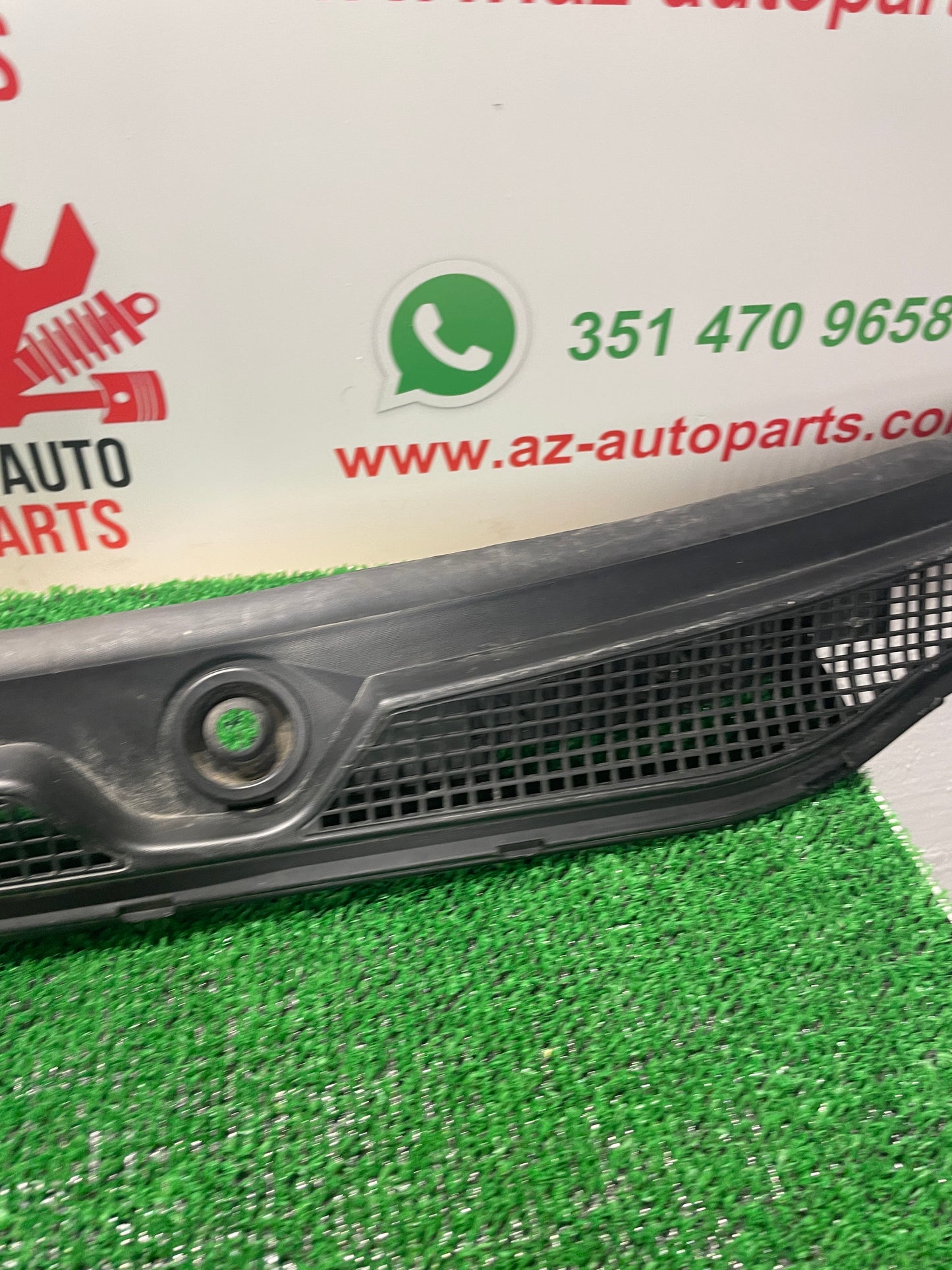 PLASTICA SOTTO PARABREZZA GOCCIOLATOIO RENAULT CAPTUR 2017 668115916R M0075